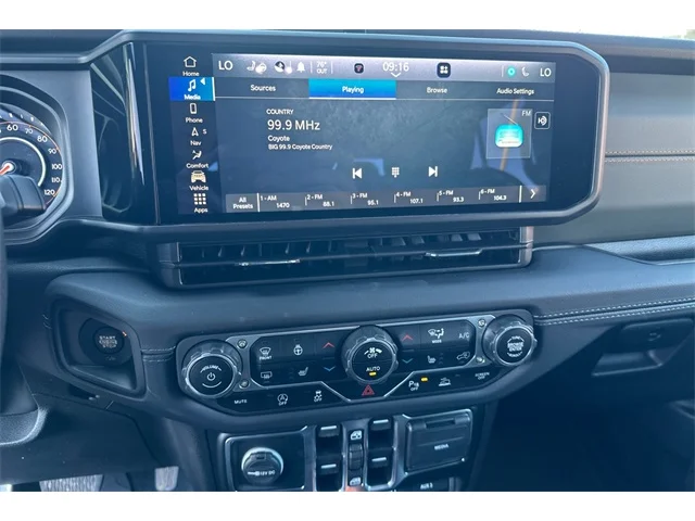 SEMINUEVOS JEEP Gladiator at ELK GROVE in Elk Grove Buick GMC