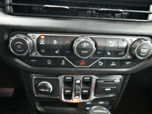 Nuevos JEEP GLADIATOR à Estados chez autogozo