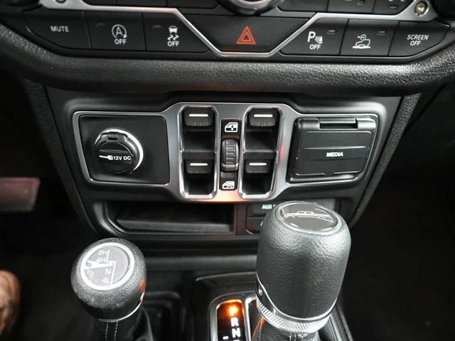 Nuevos JEEP GLADIATOR à Estados chez autogozo