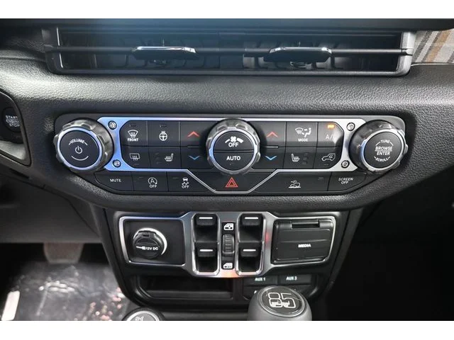 Nuevos JEEP GLADIATOR à Estados chez autogozo