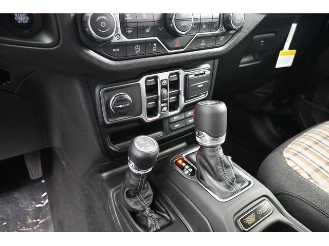 Nuevos JEEP GLADIATOR à Estados chez autogozo