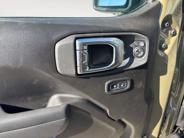 Nuevos JEEP GLADIATOR à Estados chez autogozo