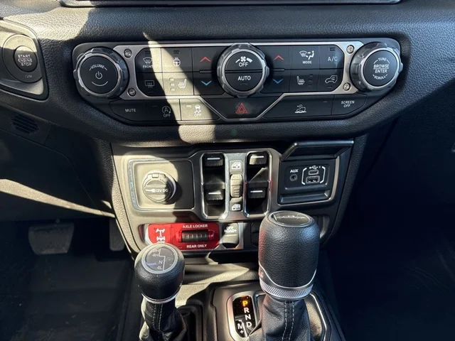 Nuevos JEEP GLADIATOR à Estados chez autogozo