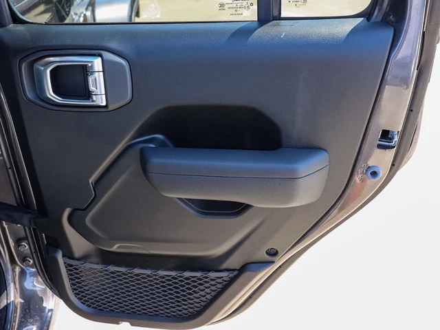 Nuevos JEEP GLADIATOR à Estados chez autogozo