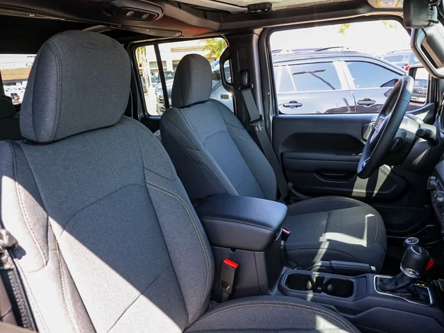 Nuevos JEEP GLADIATOR à Estados chez autogozo