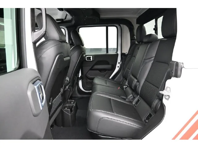 Nuevos JEEP GLADIATOR à Estados chez autogozo