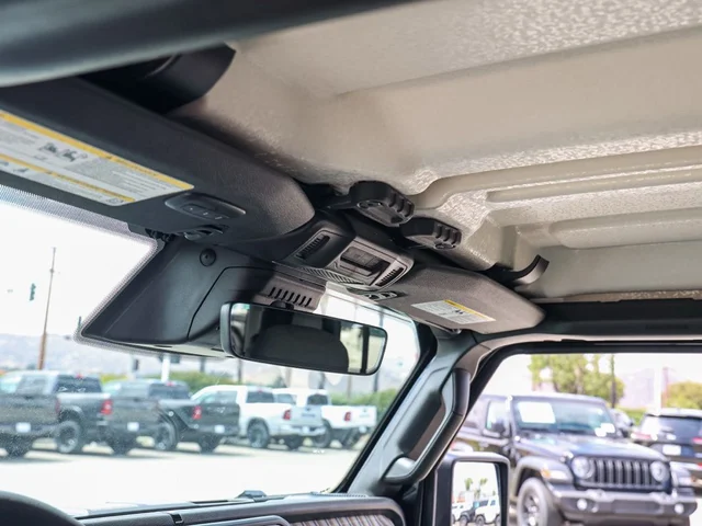 Nuevos JEEP GLADIATOR à Estados chez autogozo