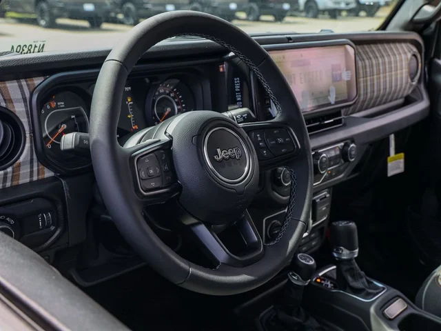 Nuevos JEEP GLADIATOR à Estados chez autogozo