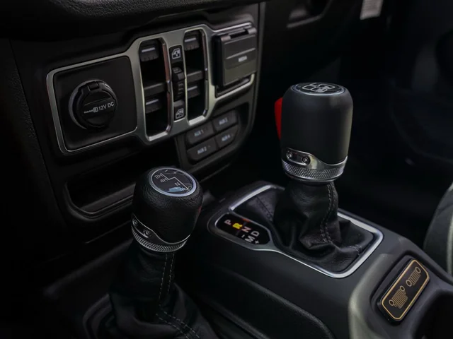 Nuevos JEEP GLADIATOR à Estados chez autogozo