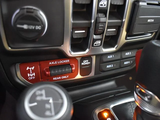 Nuevos JEEP GLADIATOR à Estados chez autogozo