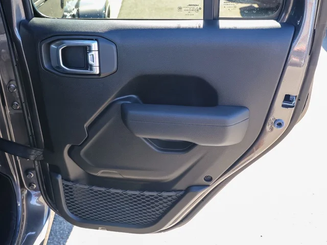 Nuevos JEEP GLADIATOR à Estados chez autogozo