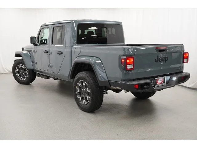 Nuevos JEEP GLADIATOR à Estados chez autogozo