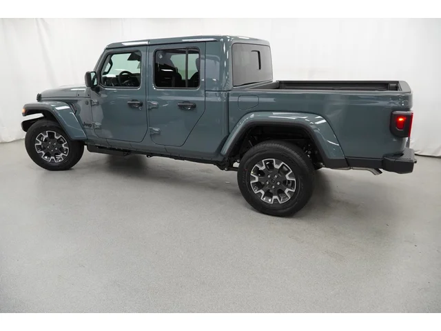 Nuevos JEEP GLADIATOR à Estados chez autogozo
