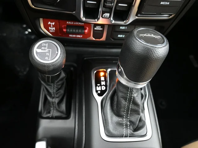 Nuevos JEEP GLADIATOR à Estados chez autogozo