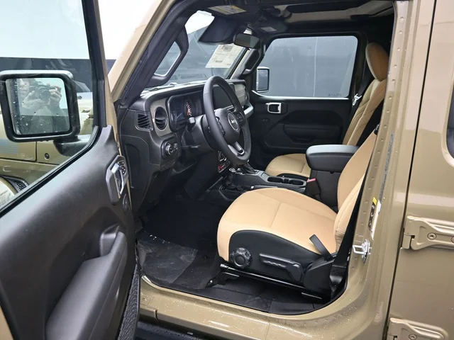 Nuevos JEEP GLADIATOR à Estados chez autogozo