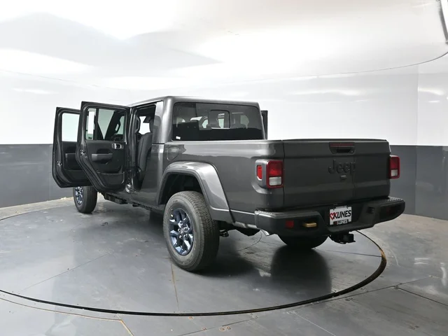 Nuevos JEEP GLADIATOR à Estados chez autogozo