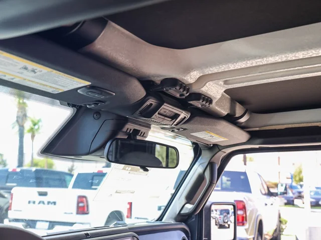 Nuevos JEEP GLADIATOR à Estados chez autogozo