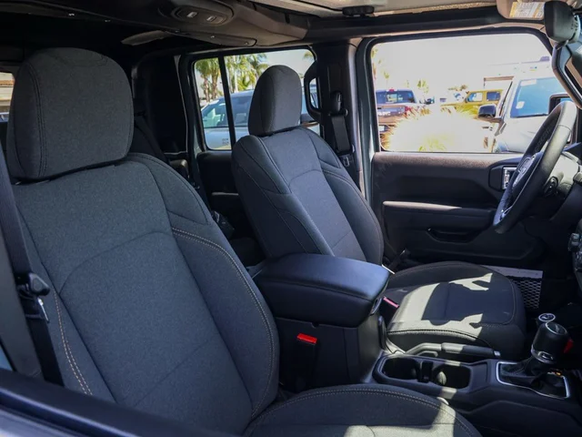 Nuevos JEEP GLADIATOR à Estados chez autogozo