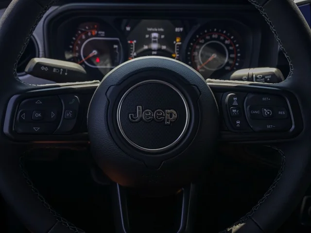 Nuevos JEEP GLADIATOR à Estados chez autogozo