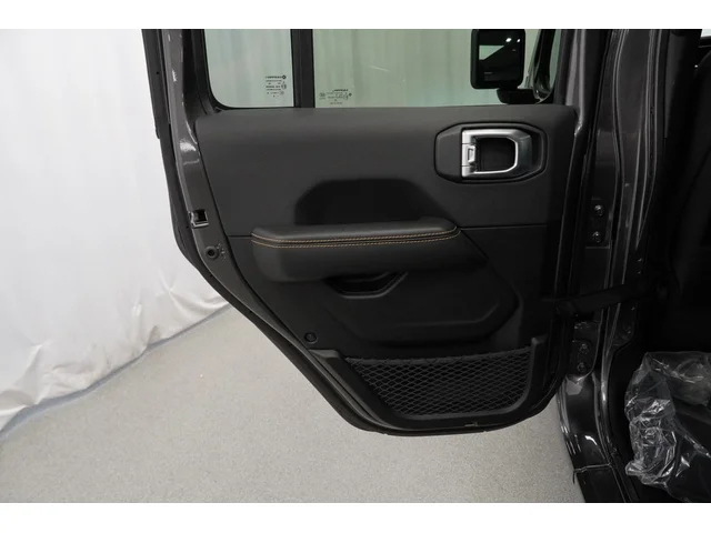 Nuevos JEEP GLADIATOR à Estados chez autogozo