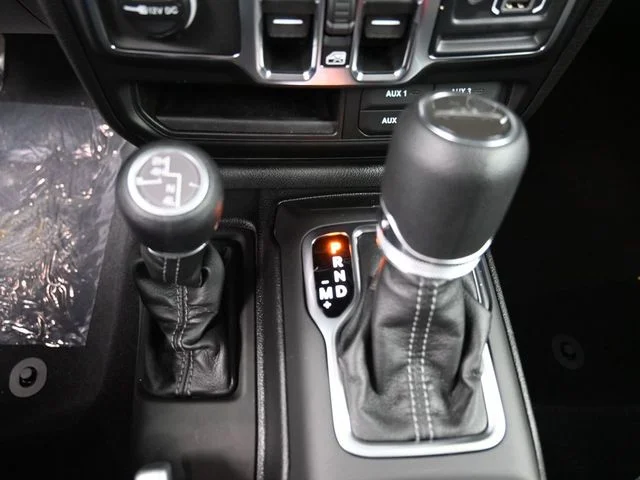 Nuevos JEEP GLADIATOR à Estados chez autogozo