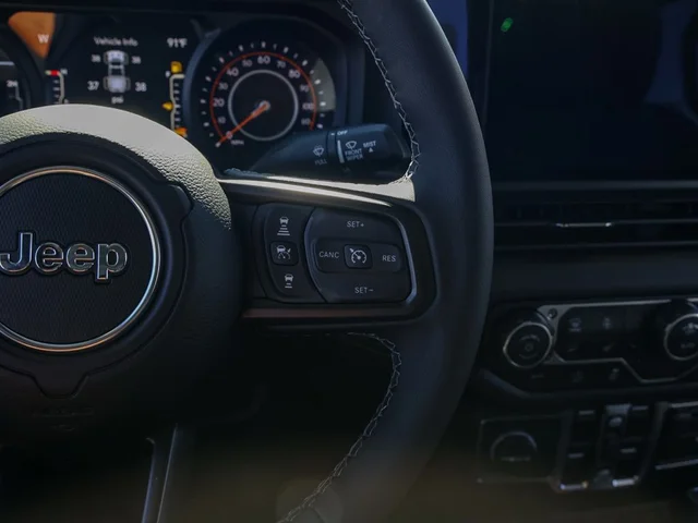 Nuevos JEEP GLADIATOR à Estados chez autogozo