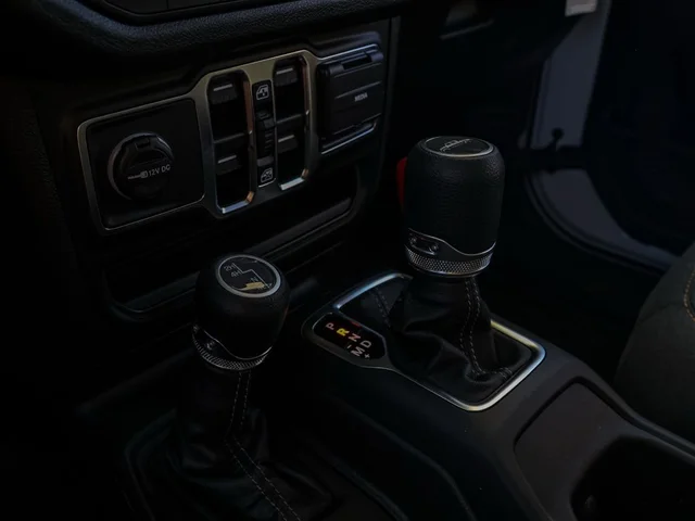 Nuevos JEEP GLADIATOR à Estados chez autogozo