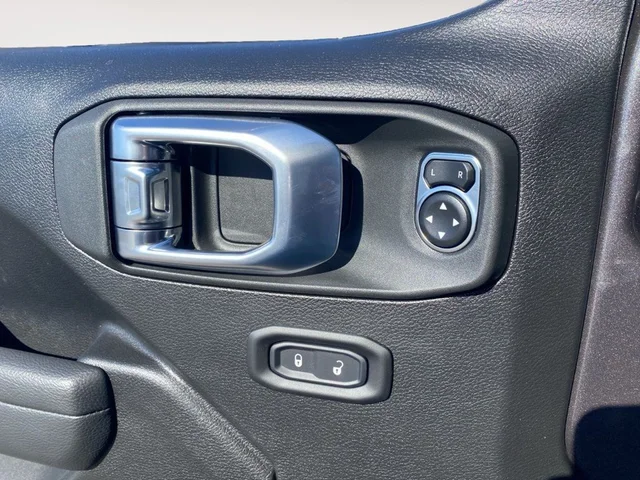 Nuevos JEEP GLADIATOR à Estados chez autogozo