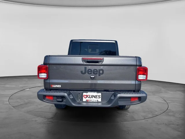 Nuevos JEEP GLADIATOR à Estados chez autogozo