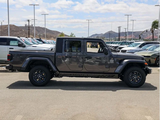 Nuevos JEEP GLADIATOR à Estados chez autogozo