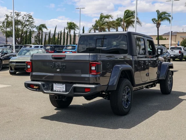 Nuevos JEEP GLADIATOR à Estados chez autogozo