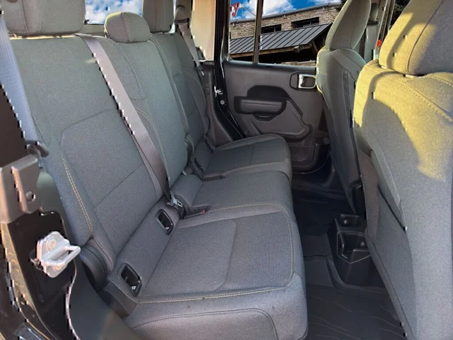 Nuevos JEEP GLADIATOR à Estados chez autogozo