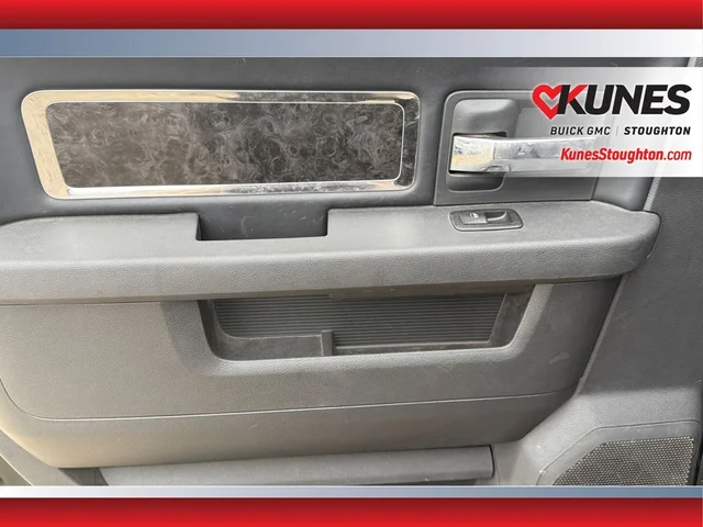 SEMINUEVOS RAM 1500 a Estados en autogozo