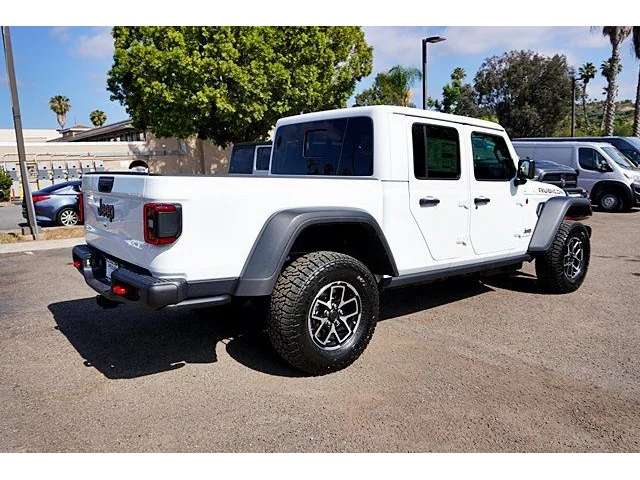 Nuevos JEEP GLADIATOR à Estados chez autogozo
