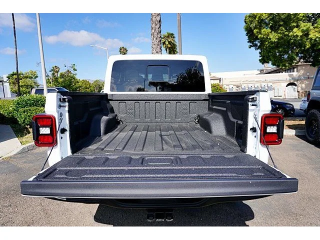 Nuevos JEEP GLADIATOR à Estados chez autogozo