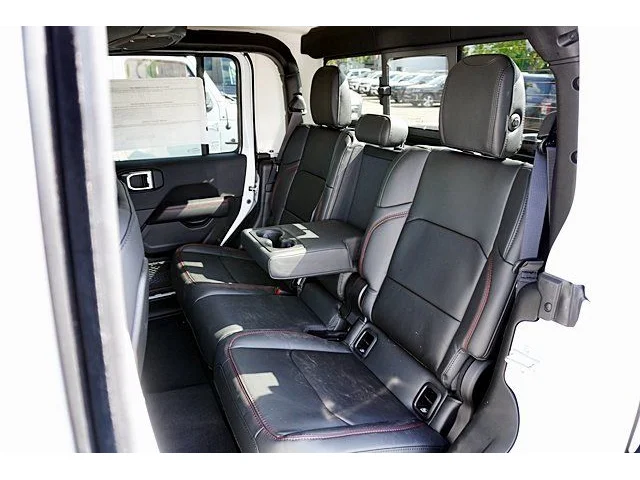 Nuevos JEEP GLADIATOR à Estados chez autogozo