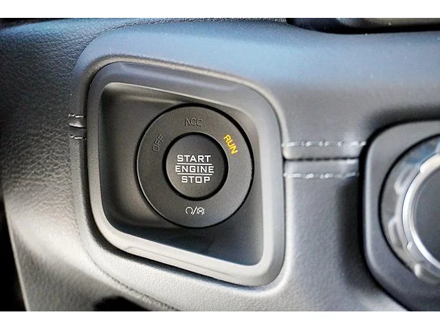 Nuevos JEEP GLADIATOR à Estados chez autogozo