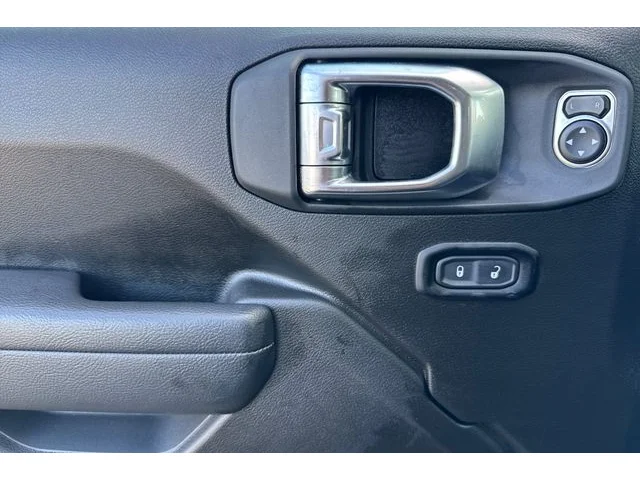 SEMINUEVOS JEEP Gladiator at ELK GROVE in Elk Grove Buick GMC