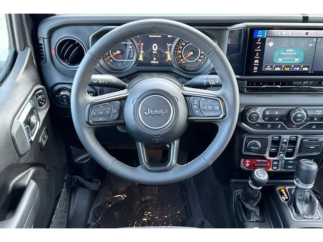 SEMINUEVOS JEEP Gladiator at ELK GROVE in Elk Grove Buick GMC