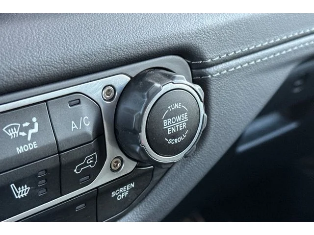 SEMINUEVOS JEEP Gladiator at ELK GROVE in Elk Grove Buick GMC