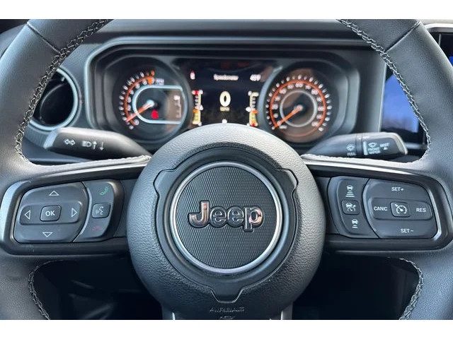 SEMINUEVOS JEEP Gladiator at ELK GROVE in Elk Grove Buick GMC