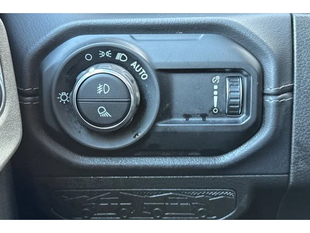 SEMINUEVOS JEEP Gladiator at ELK GROVE in Elk Grove Buick GMC