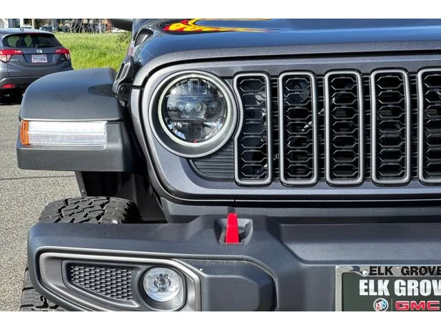 SEMINUEVOS JEEP Gladiator at ELK GROVE in Elk Grove Buick GMC