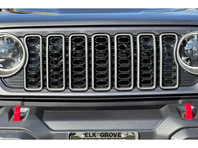SEMINUEVOS JEEP Gladiator at ELK GROVE in Elk Grove Buick GMC