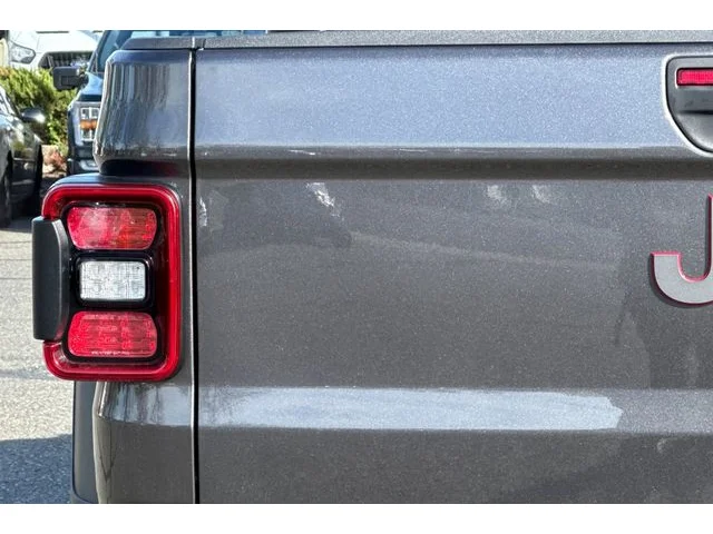 SEMINUEVOS JEEP Gladiator at ELK GROVE in Elk Grove Buick GMC