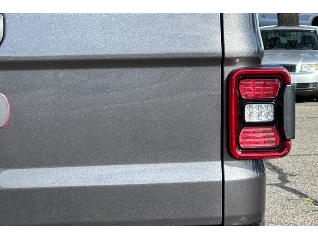 SEMINUEVOS JEEP Gladiator at ELK GROVE in Elk Grove Buick GMC