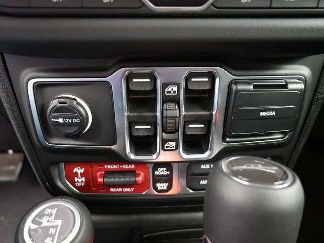 Nuevos JEEP GLADIATOR à Estados chez autogozo