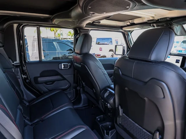 Nuevos JEEP GLADIATOR à Estados chez autogozo
