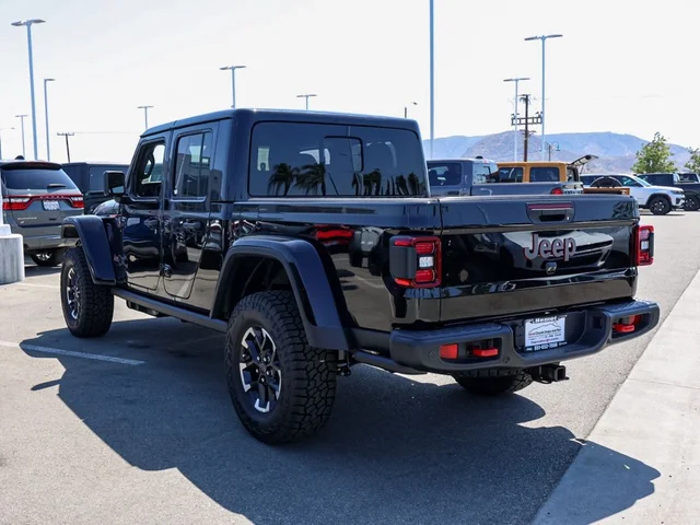 Nuevos JEEP GLADIATOR à Estados chez autogozo
