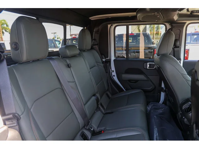 Nuevos JEEP GLADIATOR à Estados chez autogozo